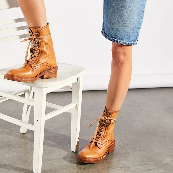 Free People Shoes - Free People Santa Fe Lace-up Boot EUC